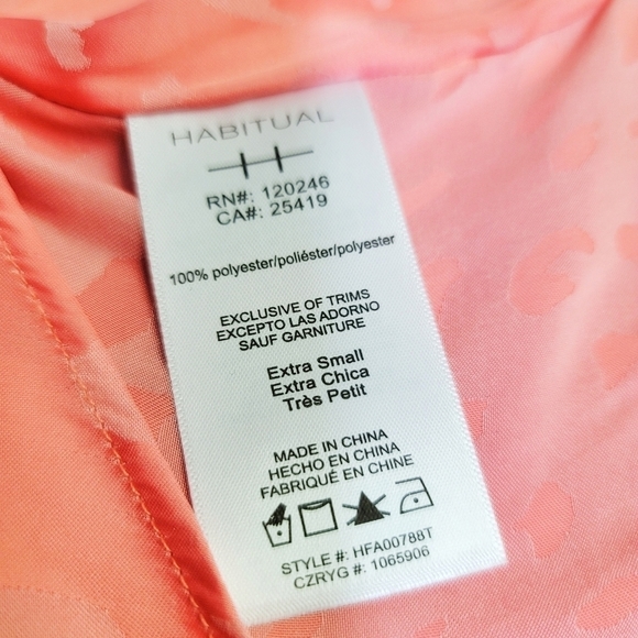 NWT  Nordstrom Habitual Printed Camisole Top in Peach Size Small - Picture 12 of 15